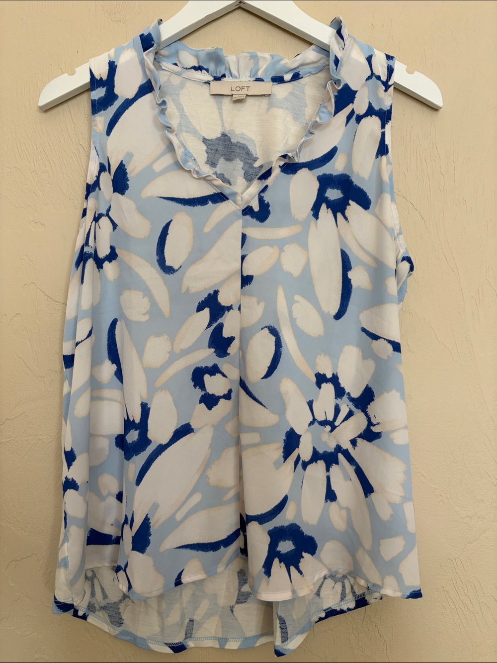 LOFT Blue and White Floral Ruffle V-Neck Jersey Tank. Like New Condition!